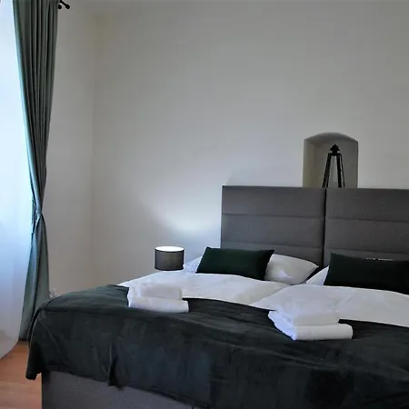 White Swan Boutique Apartamento *