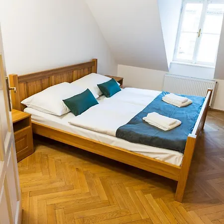 White Swan Boutique Prag