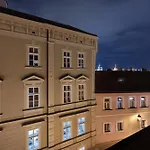 White Swan Boutique * Praga